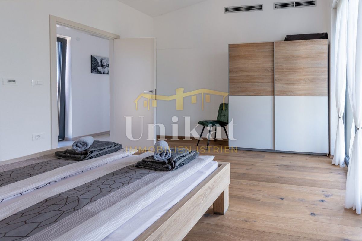 Casa di lusso con garage sotterraneo - 3 km dal mare